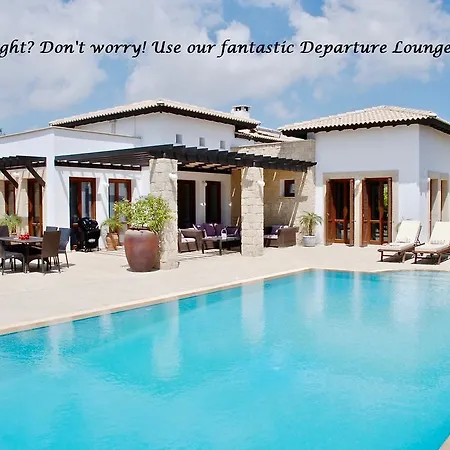 3 Bedroom Anassa With Private Pool And Gardens, Aphrodite Hills * קוקליה